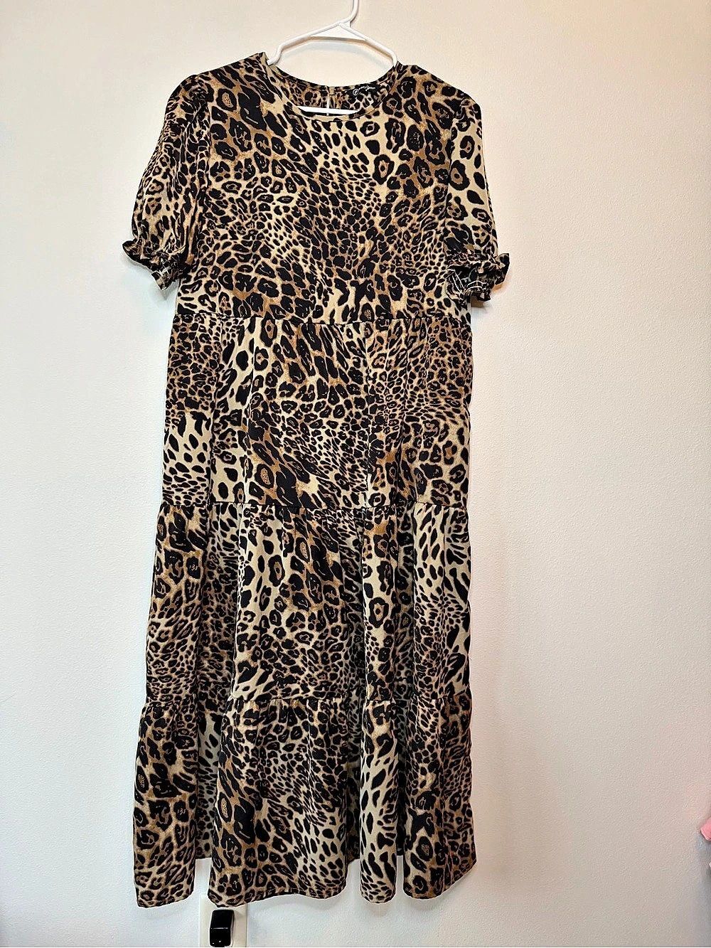 Pretty Garden Leopard Print Maxi Dress Like New